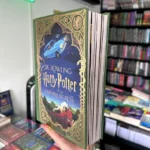 Foto de portada del Libro Harry Potter y La cámara secreta edición Minalima 9788418637018