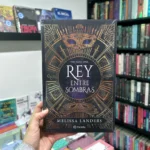 Fotografía de la portada del Libro The Half King Rey entre sombras 9786287779075