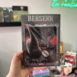 Fotografía de la portada del Manga Berserk Tomo 32 9786075286709