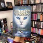 foto de portada del Libro Los gatos guerreros Saga Los cuatro clanes 5 Huellas peligrosas