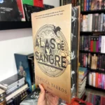 foto de portada del Libro Alas de Sangre Empíreo 1 Cantos pintados